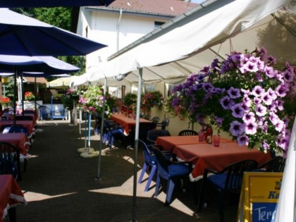 照片: Biergarten und Gasthaus Moosing